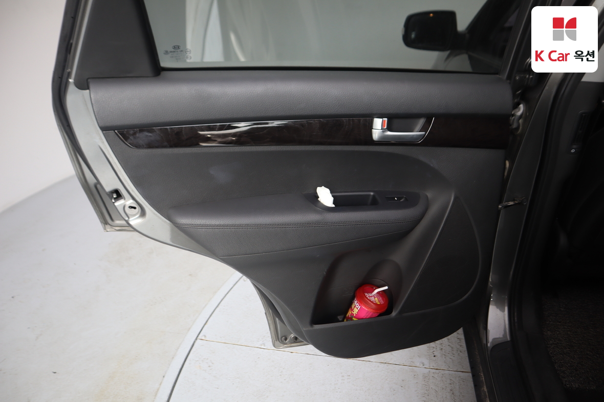 Kia Sorento 2013 - Image 21