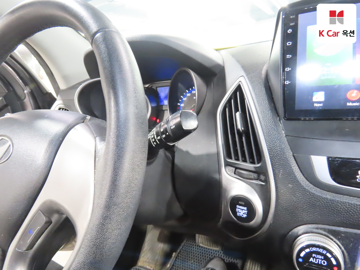 Hyundai Tucson 2010 - Image 11