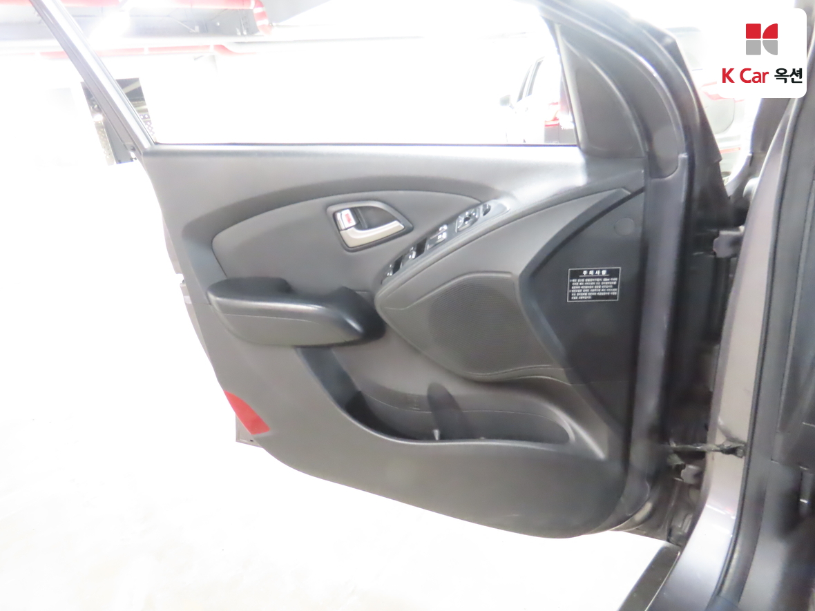 Hyundai Tucson 2010 - Image 8