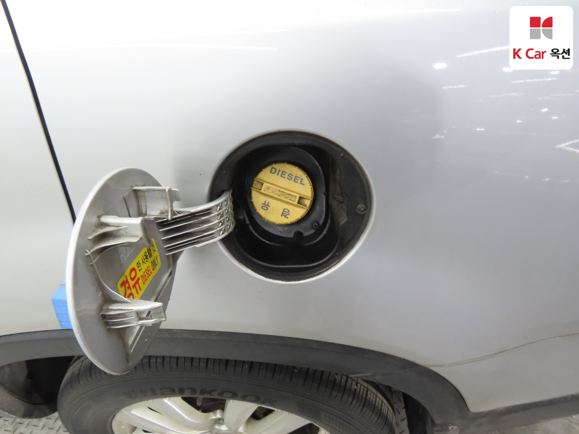 Kia Sorento 2011 - Image 24