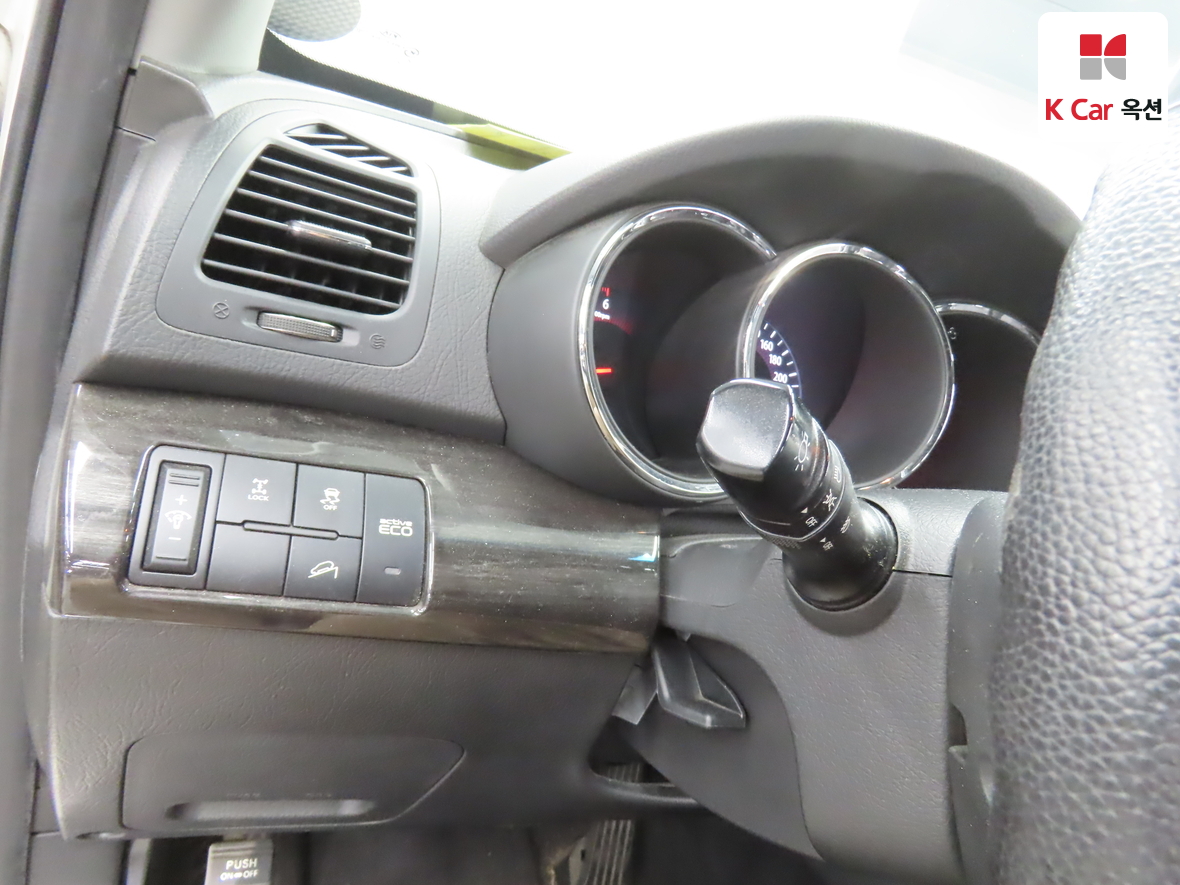 Kia Sorento 2011 - Image 9