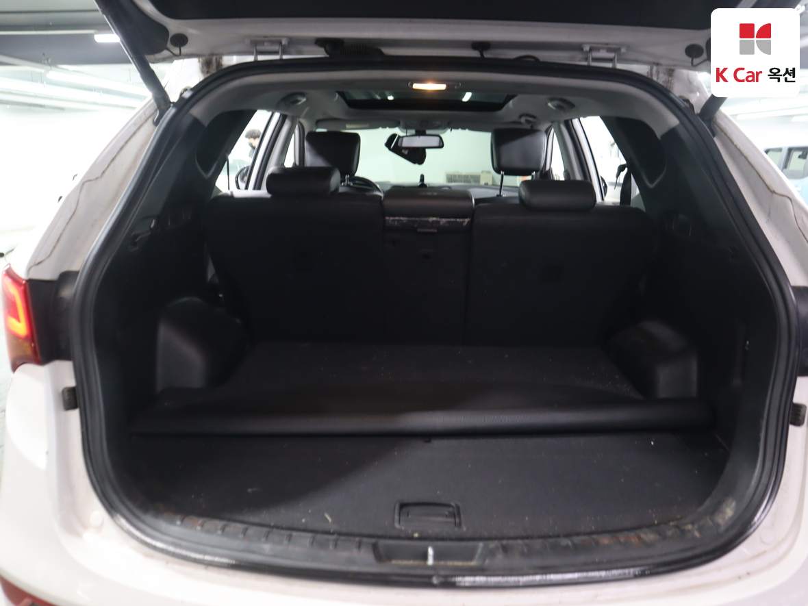 Hyundai Santa Fe 2016 - Image 27