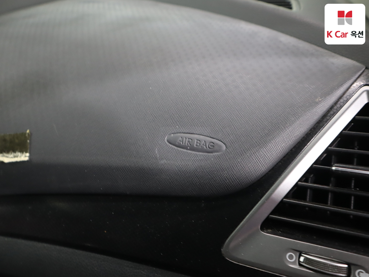 Hyundai Santa Fe 2016 - Image 34