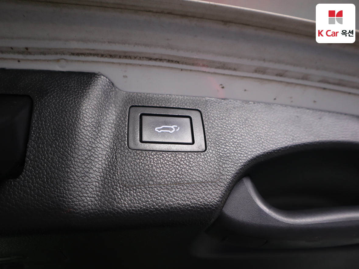 Hyundai Santa Fe 2016 - Image 29