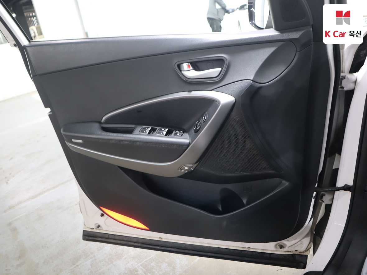 Hyundai Santa Fe 2016 - Image 8