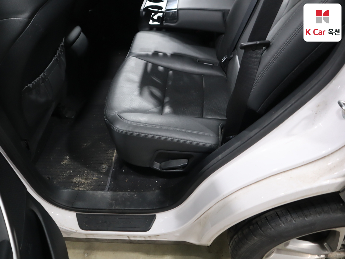 Hyundai Santa Fe 2016 - Image 25