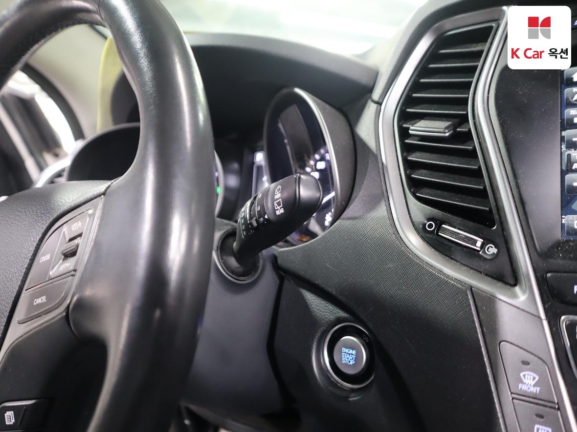 Hyundai Santa Fe 2016 - Image 11