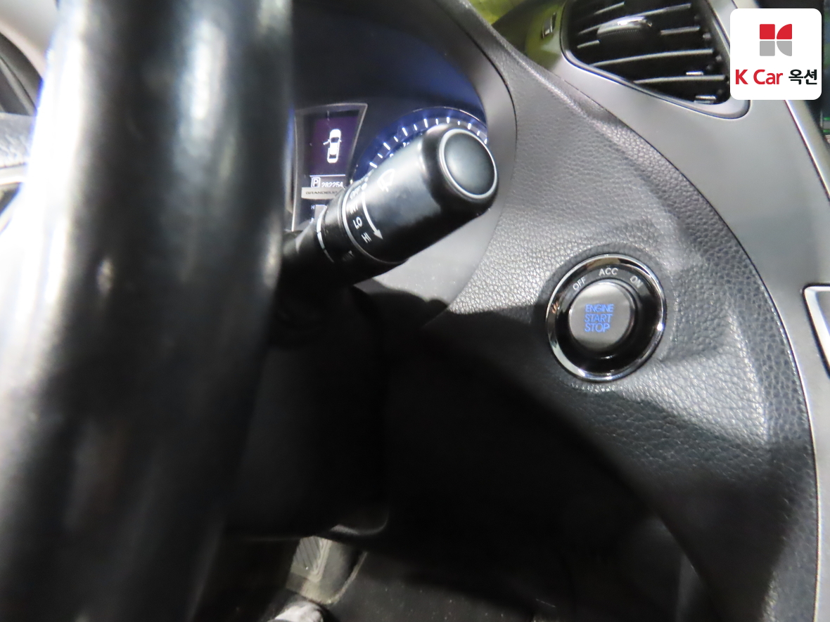 Hyundai AZERA 2014 - Image 11