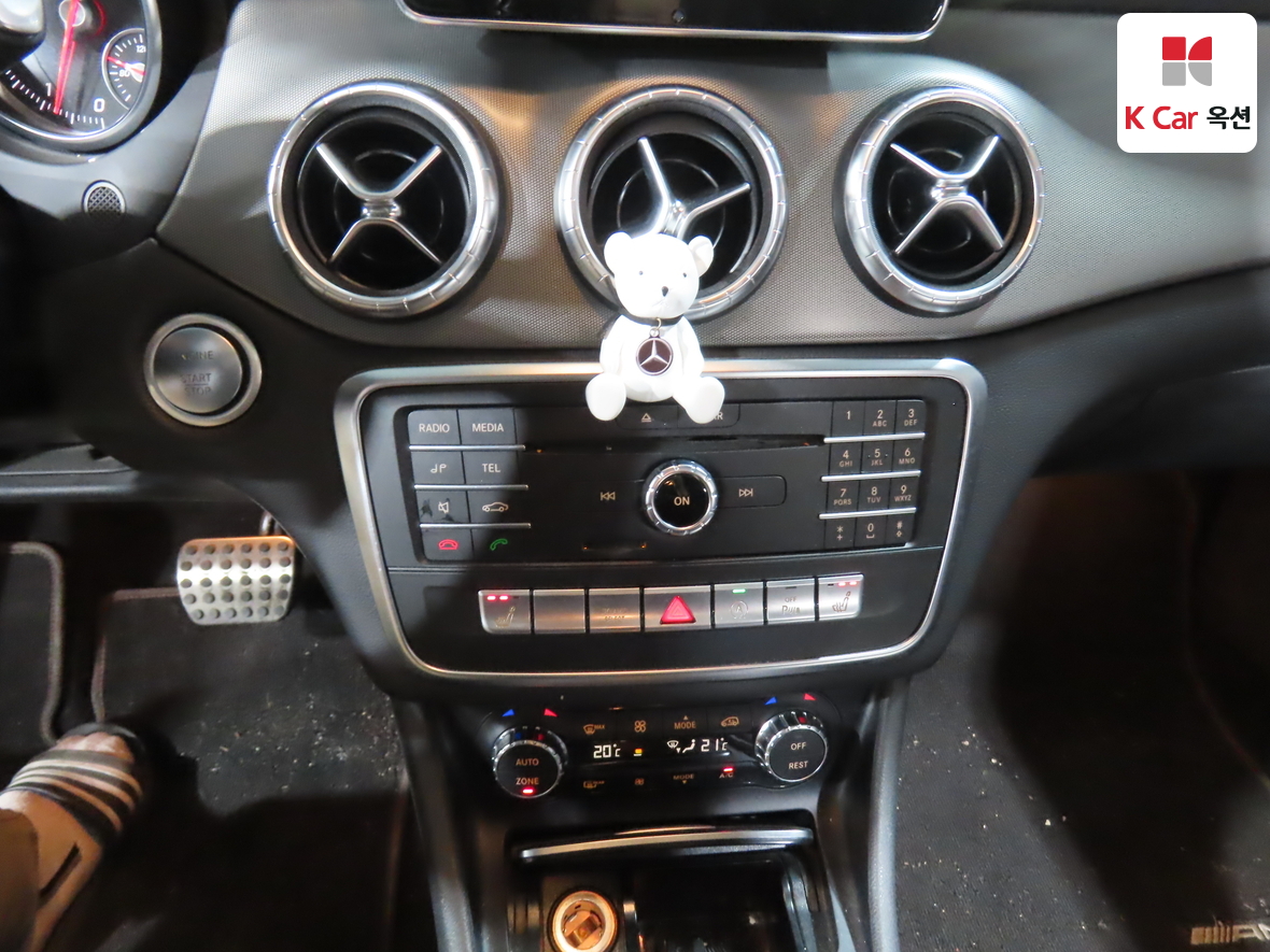 مرسيدس بنز سي ال ايه 2018 - صورة 15