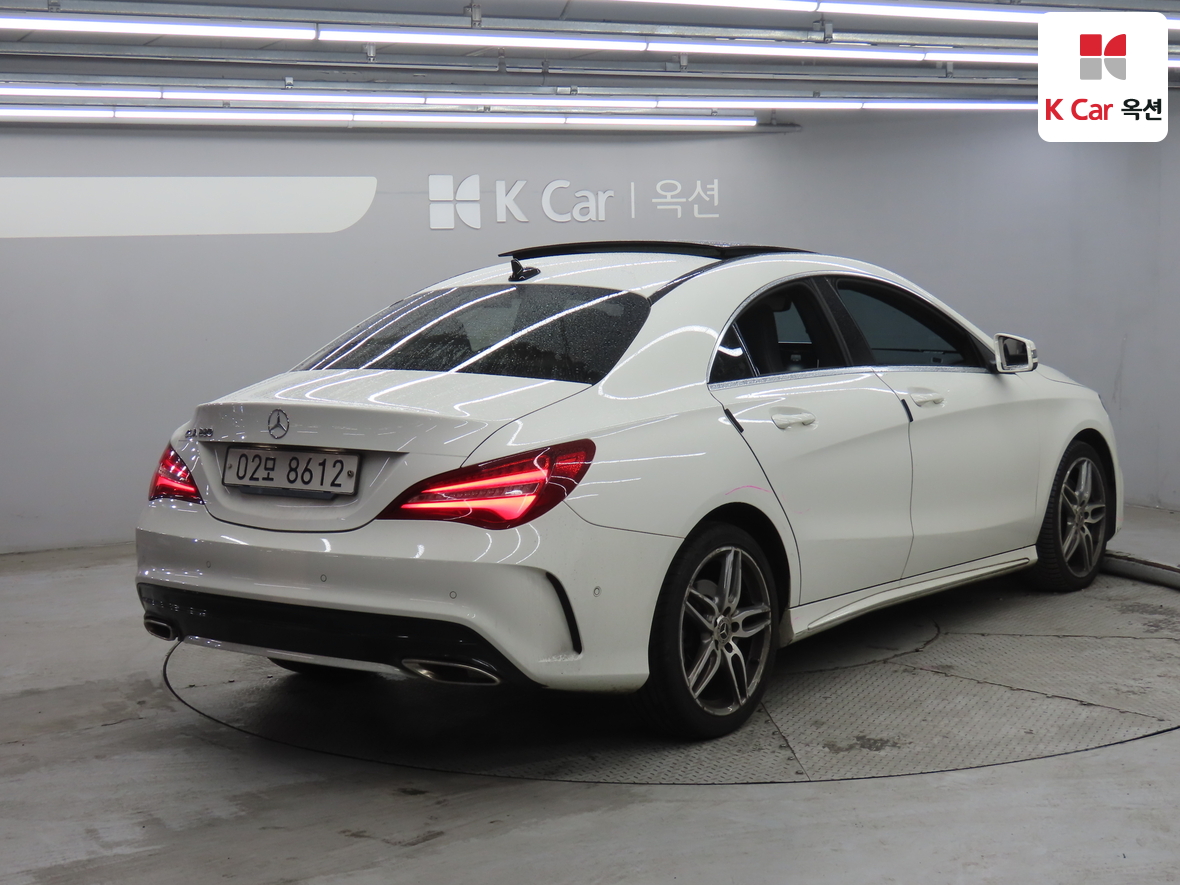 مرسيدس بنز سي ال ايه 2018 - صورة 2