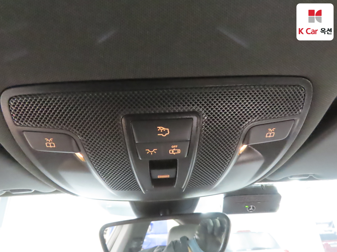 مرسيدس بنز سي ال ايه 2018 - صورة 12