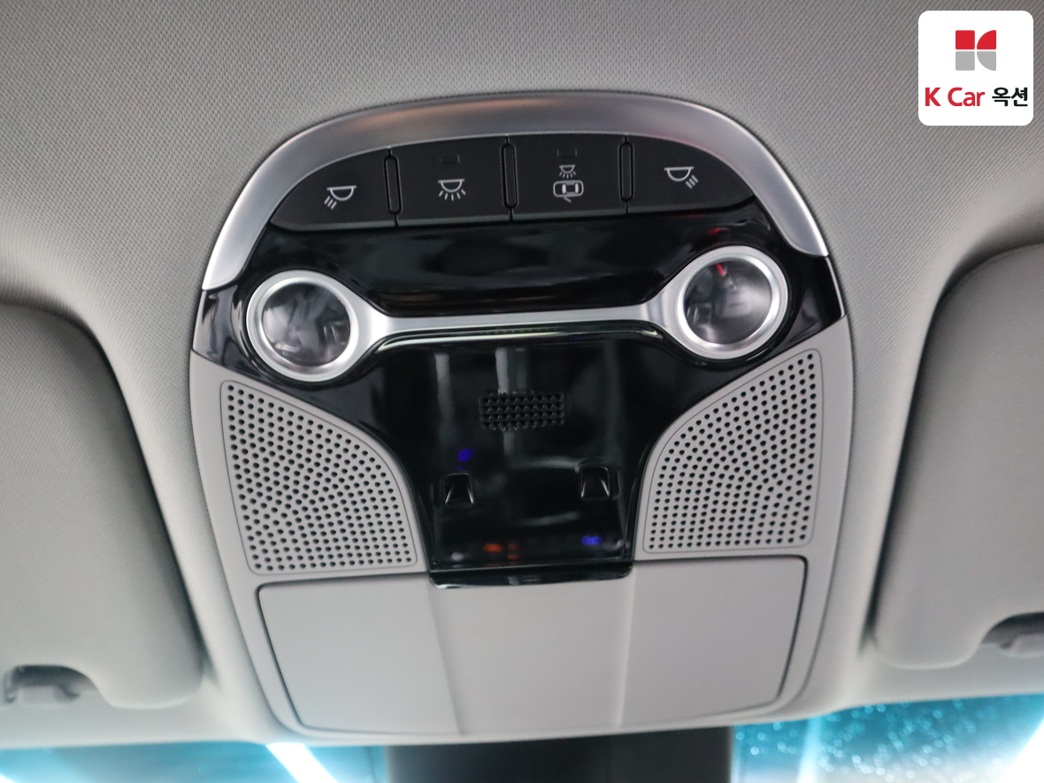 Hyundai AZERA 2018 - Image 12