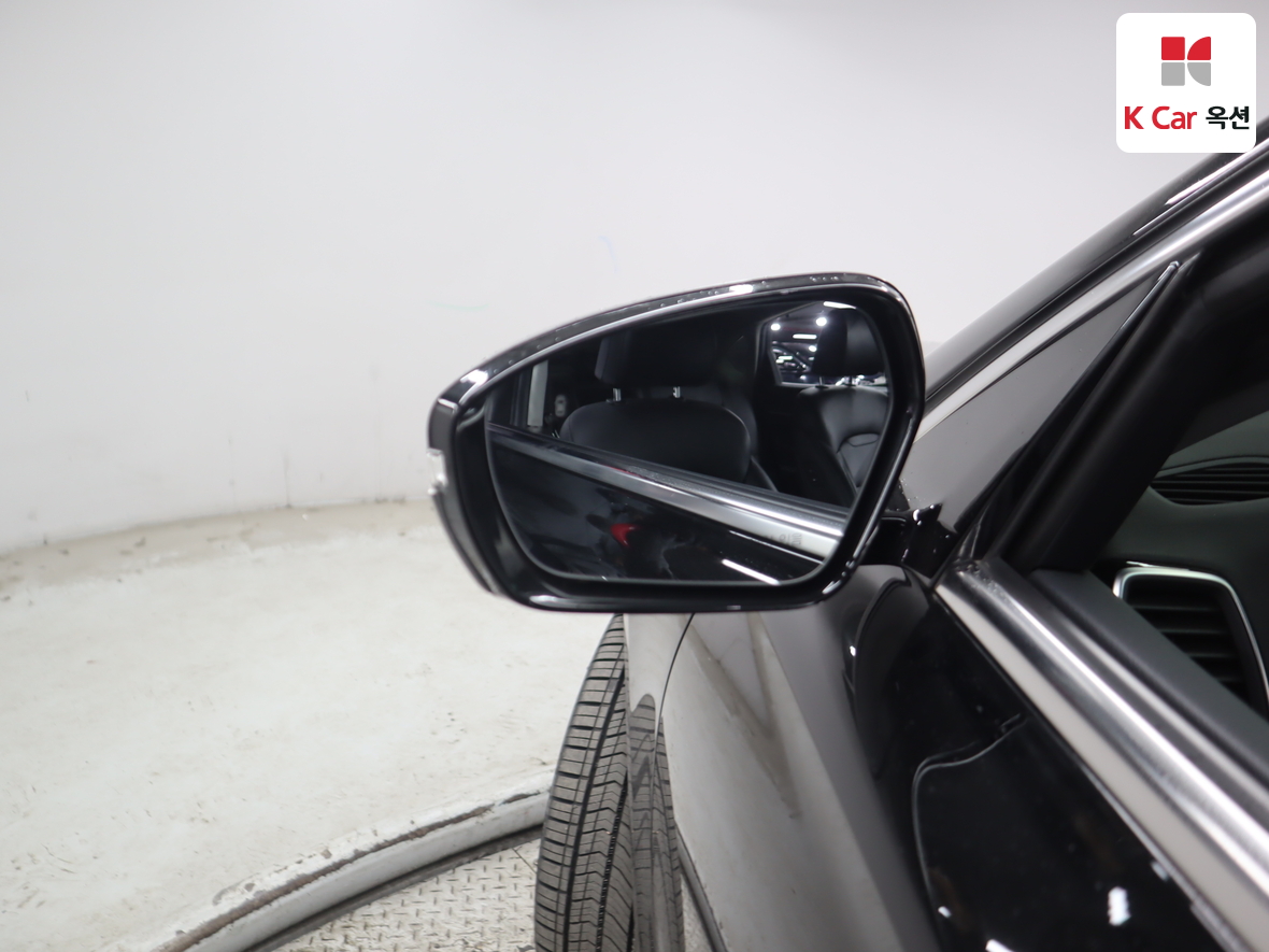 Hyundai AZERA 2018 - Image 21