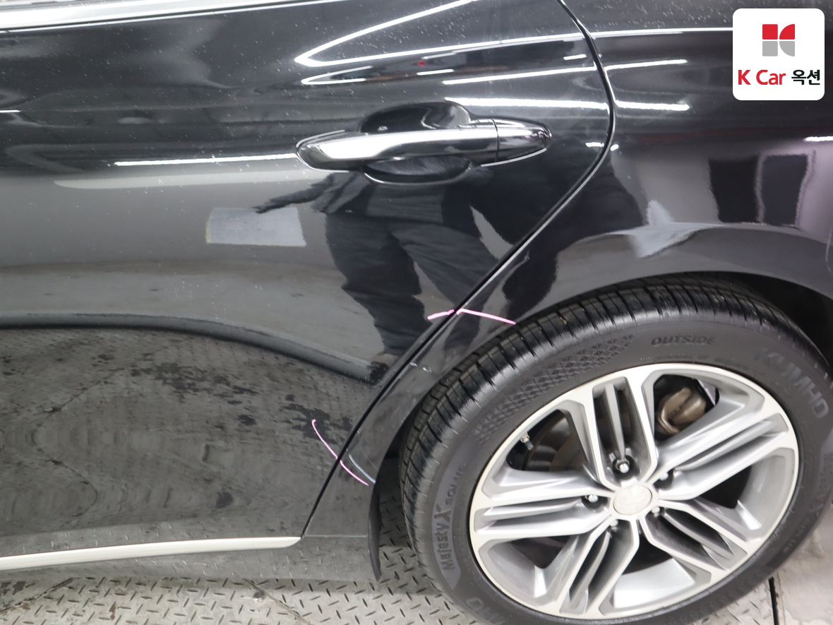 Hyundai AZERA 2018 - Image 35