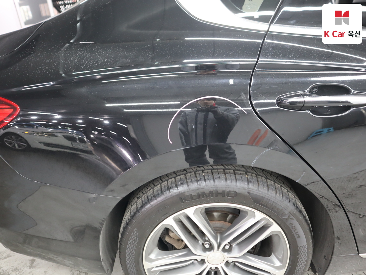 Hyundai AZERA 2018 - Image 38