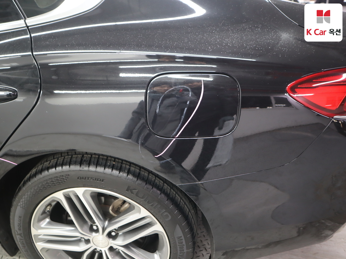 Hyundai AZERA 2018 - Image 36