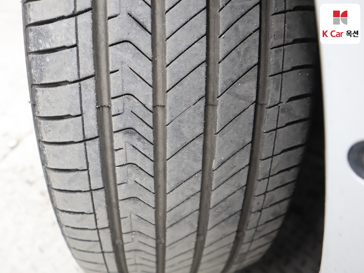 BMW 5 Series 2016 - Image 36