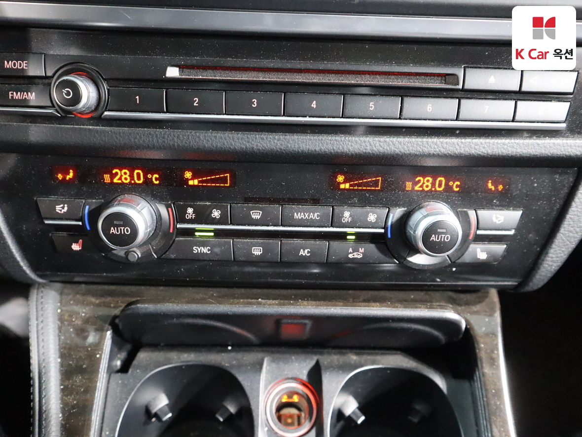 BMW 5 Series 2016 - Image 16