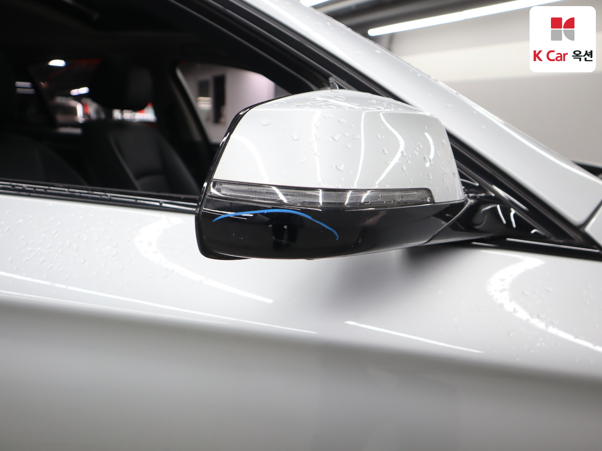 BMW 5 Series 2016 - Image 44