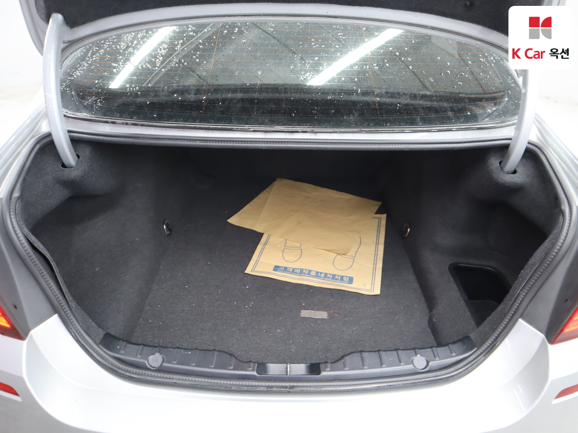 BMW 5 Series 2016 - Image 28