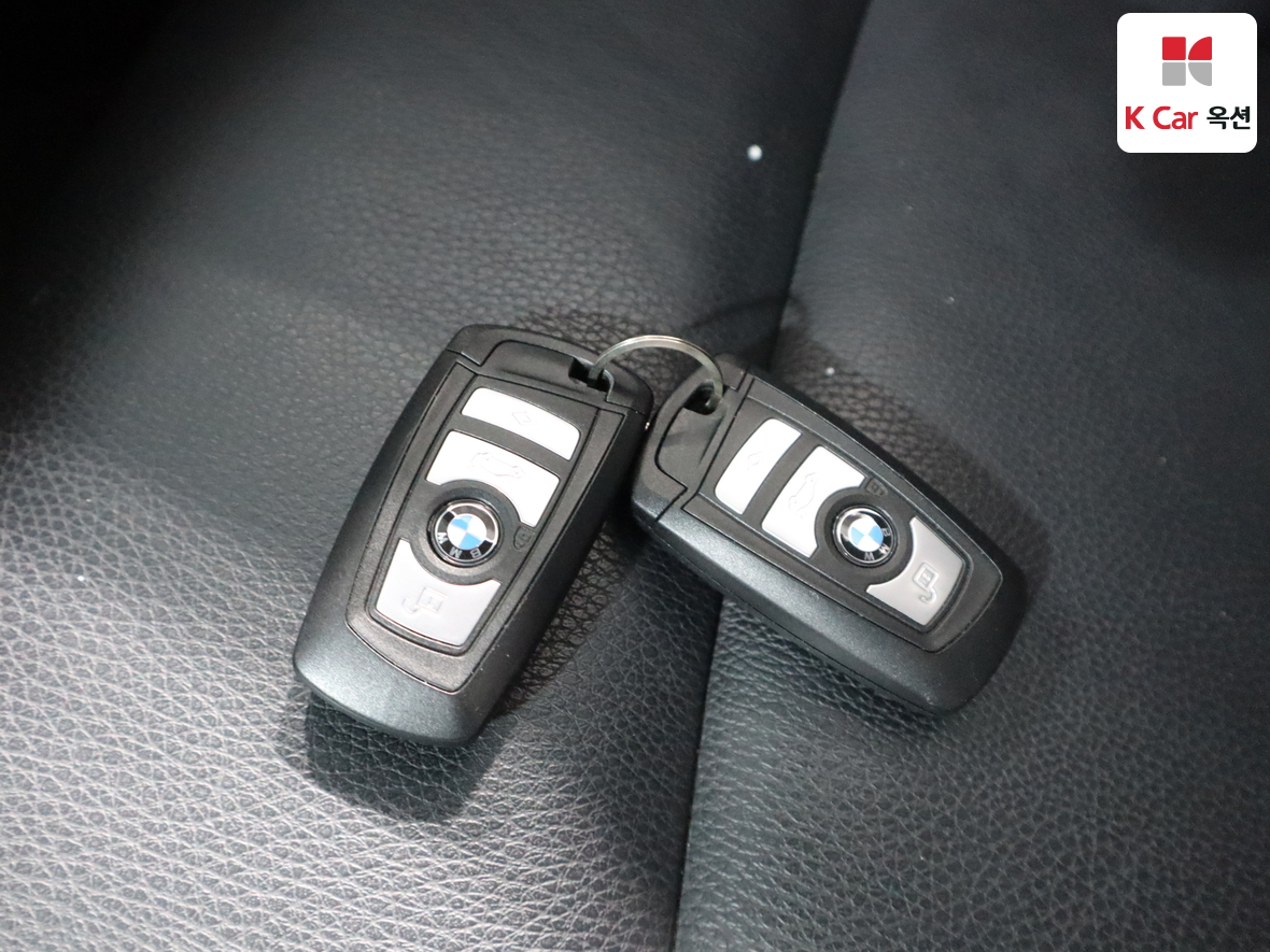 BMW 5 Series 2016 - Image 18