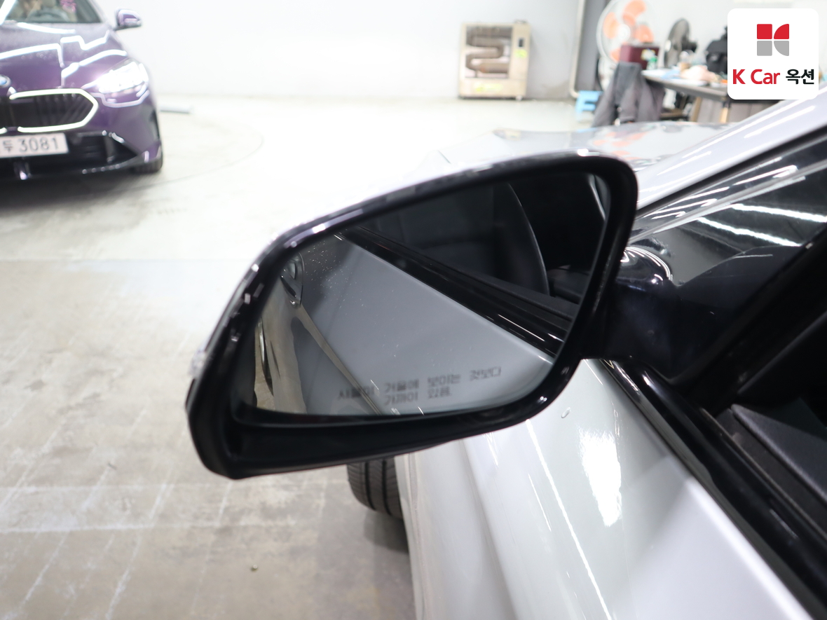 BMW 5 Series 2016 - Image 24