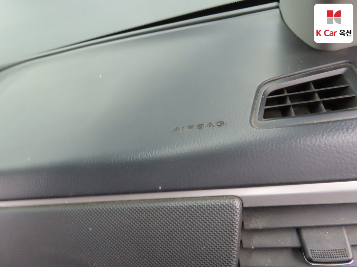 KG Mobility Rexton Sports 2019 - Image 30