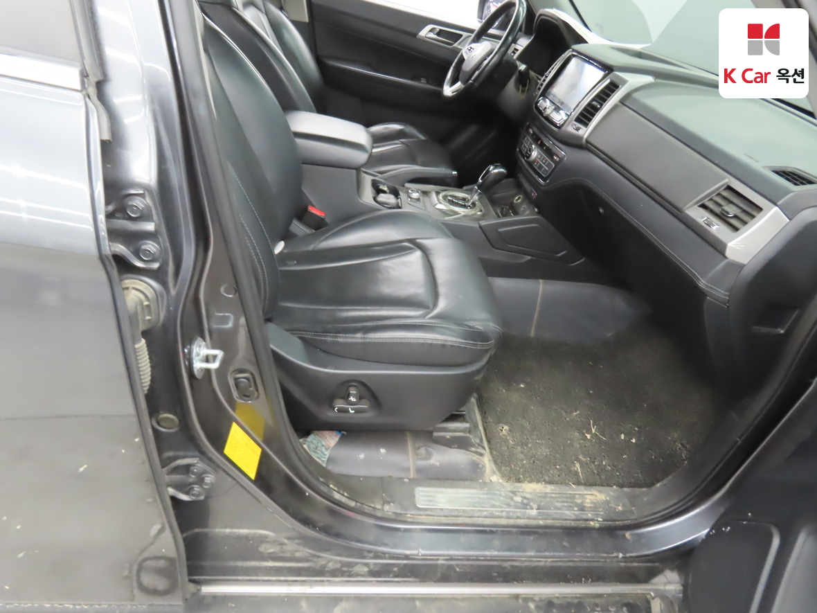 KG Mobility Rexton Sports 2019 - Image 29