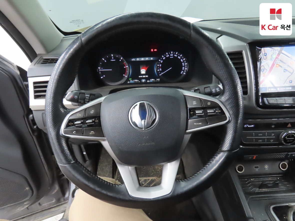 KG Mobility Rexton Sports 2019 - Image 10