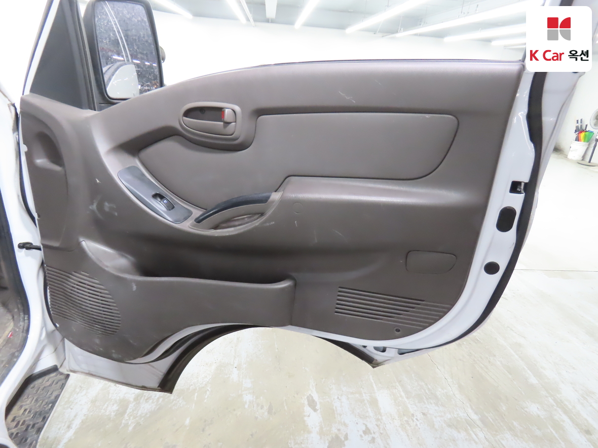 هيونداي بورتر 2023 - صورة 21