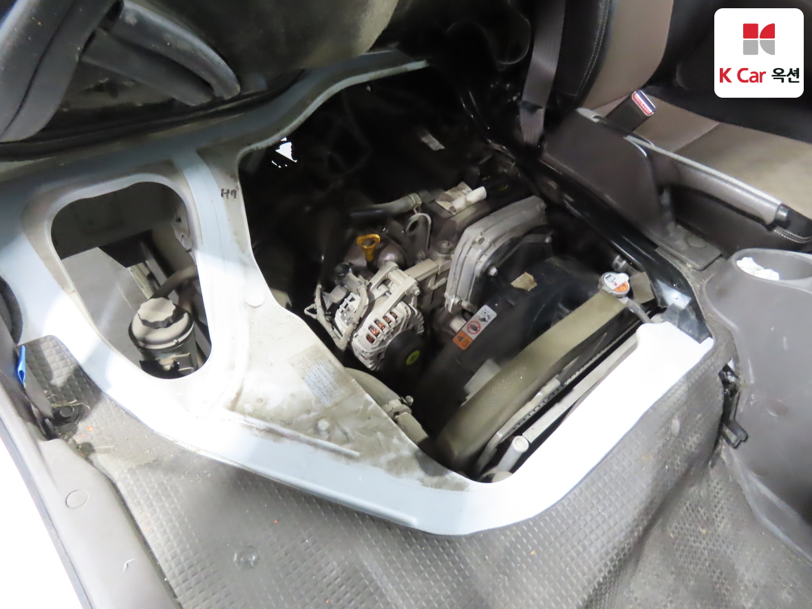 هيونداي بورتر 2023 - صورة 25