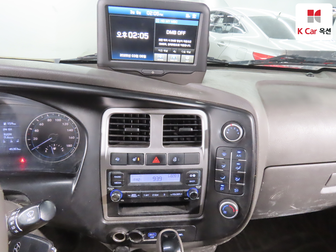 هيونداي بورتر 2023 - صورة 6