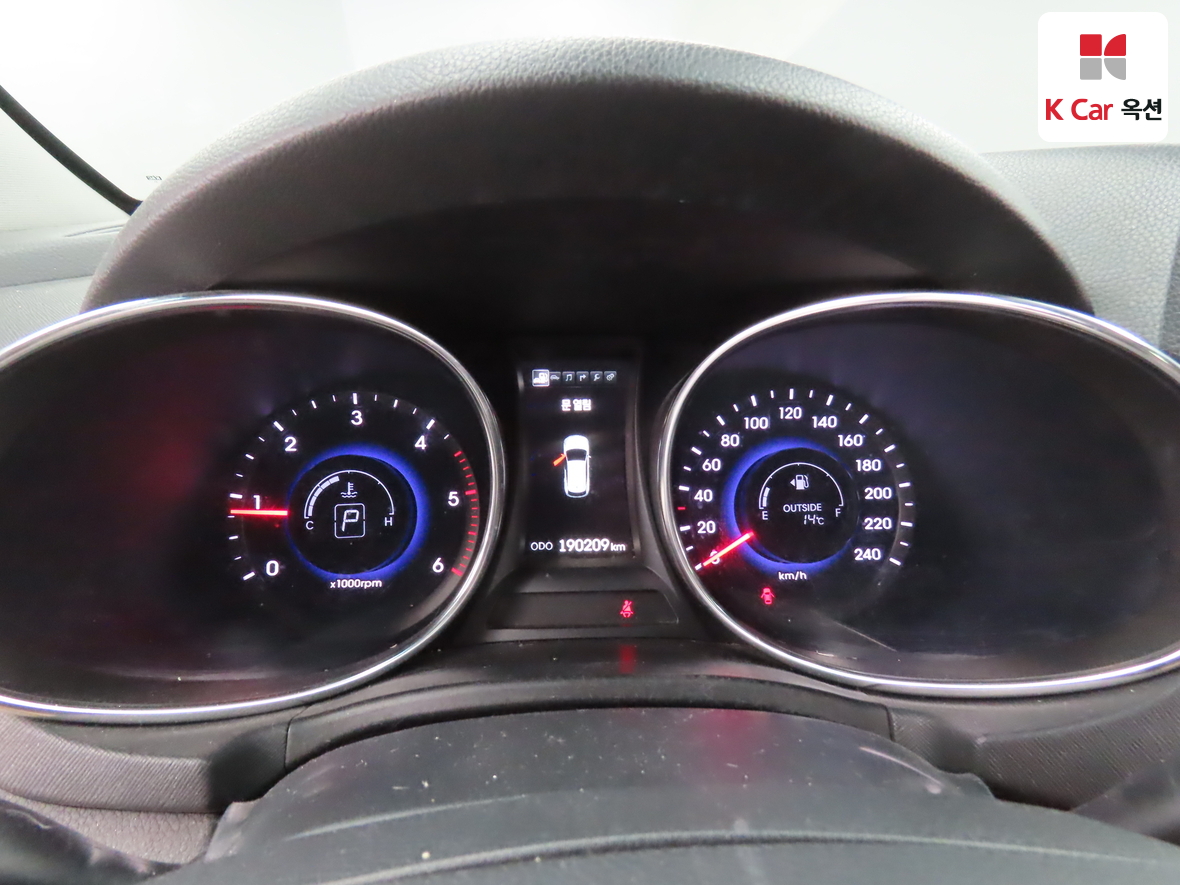 Hyundai Santa Fe 2014 - Image 5