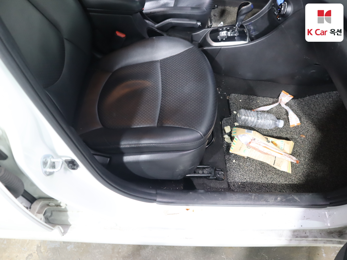 Hyundai Accent 2014 - Image 29