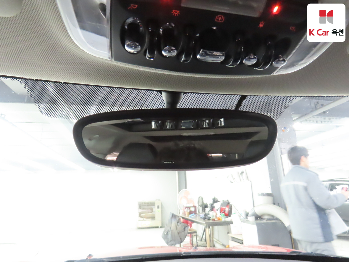 BMW MINI 2015 - Image 13