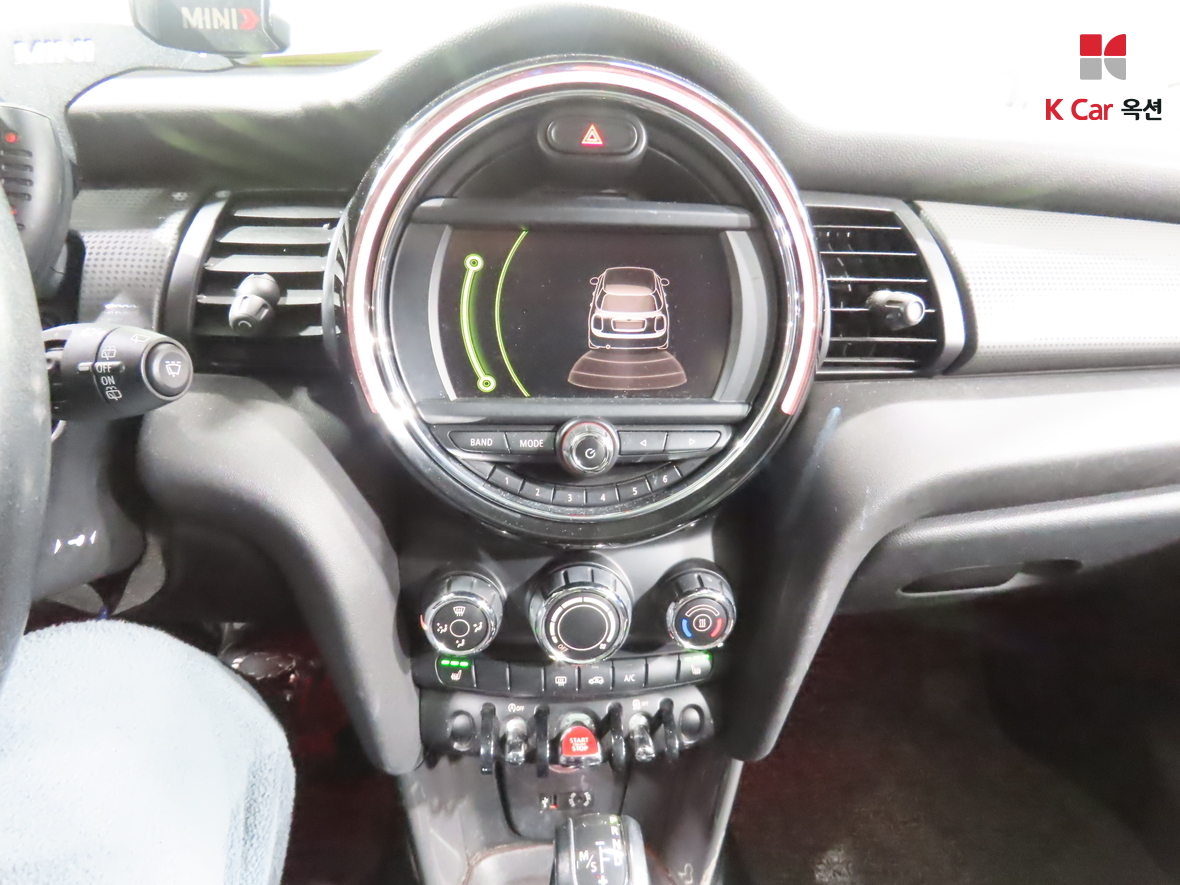 BMW MINI 2015 - Image 6