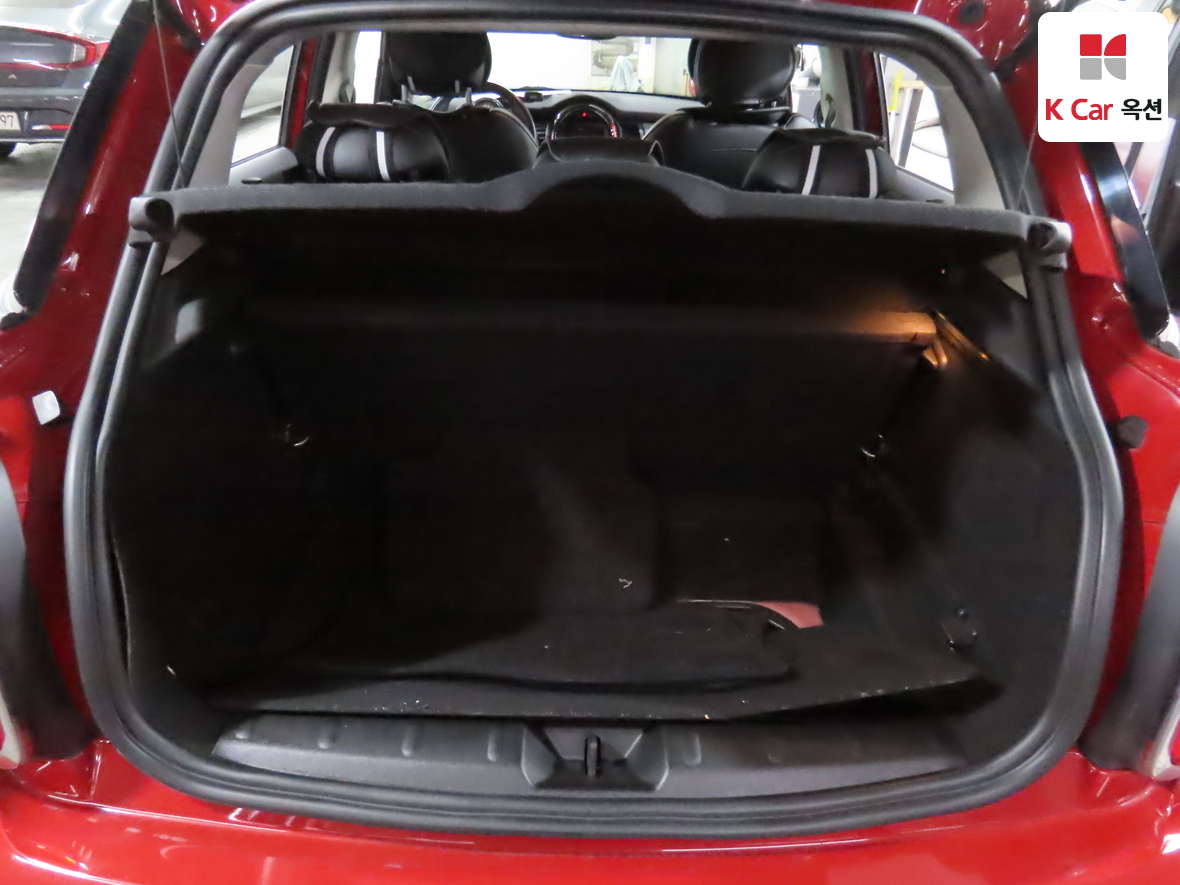 BMW MINI 2015 - Image 28