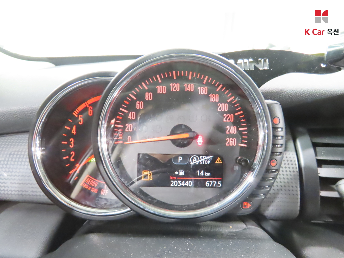 BMW MINI 2015 - Image 5