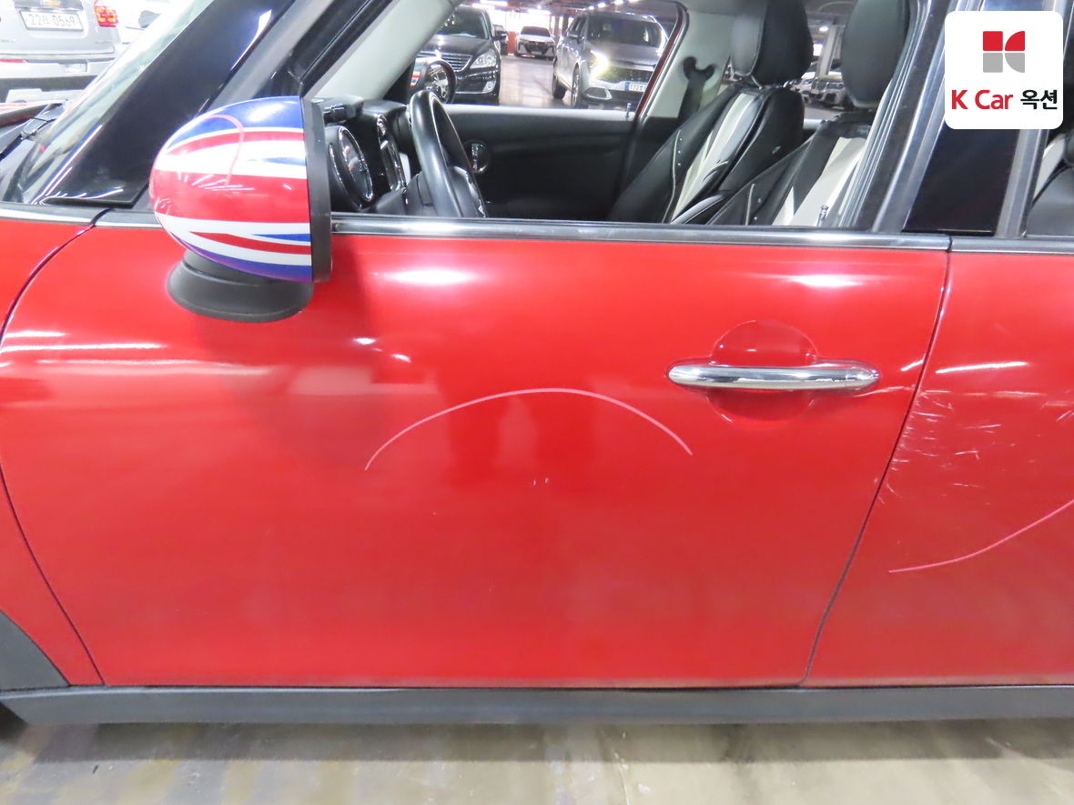 BMW MINI 2015 - Image 41