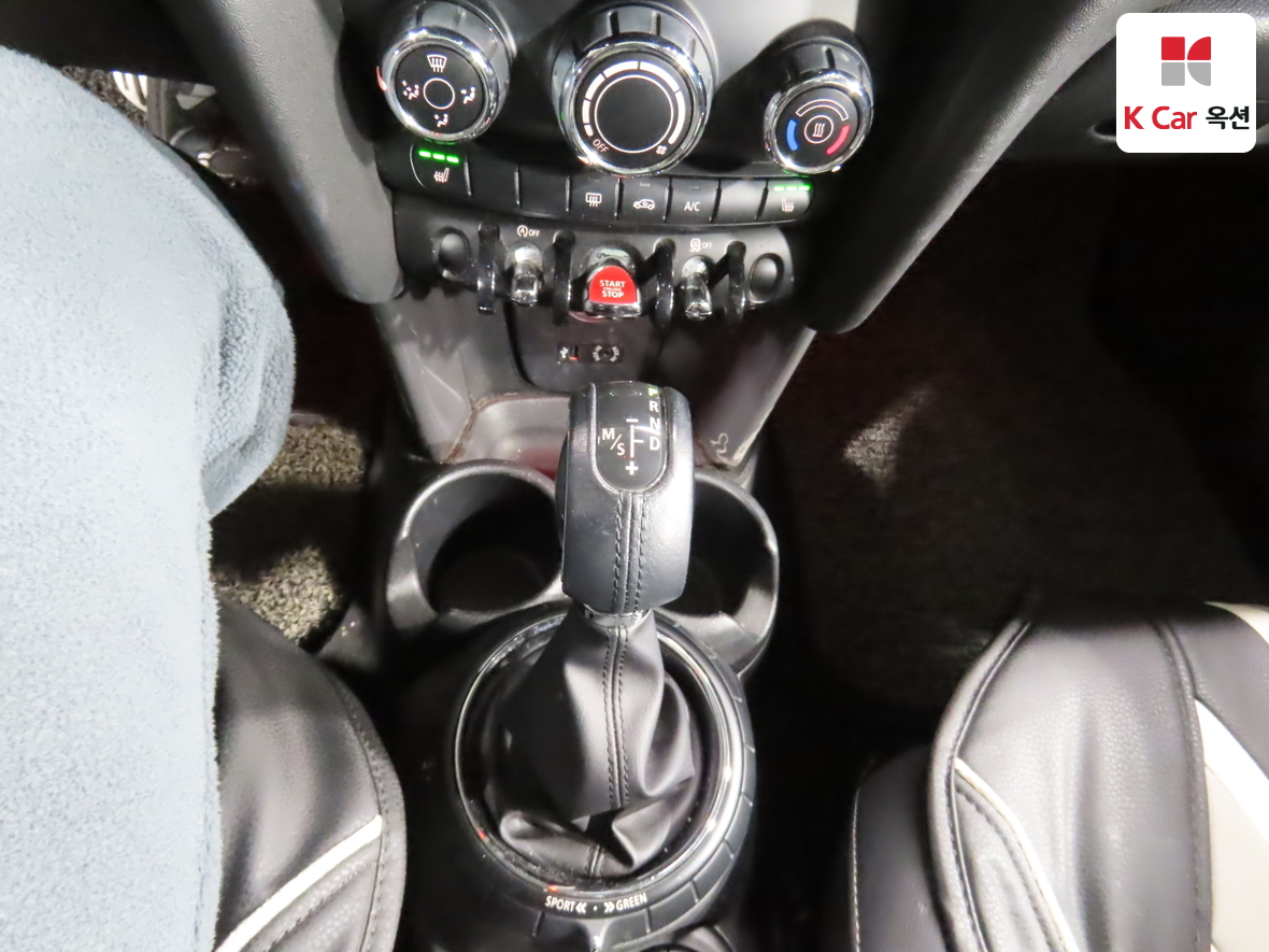 BMW MINI 2015 - Image 16