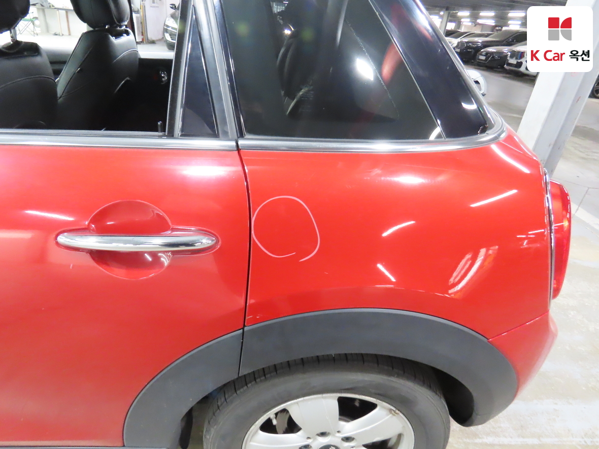 BMW MINI 2015 - Image 43