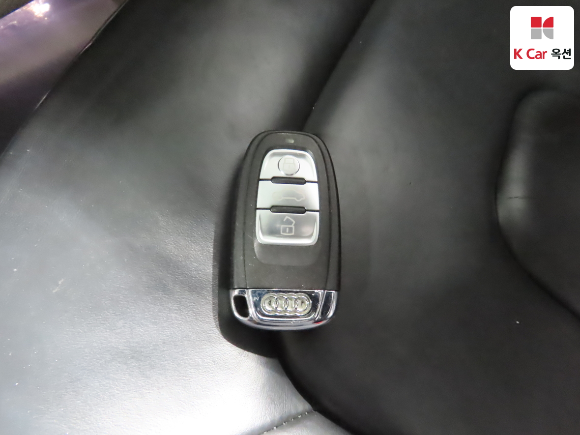 Audi A4 2012 - Image 18