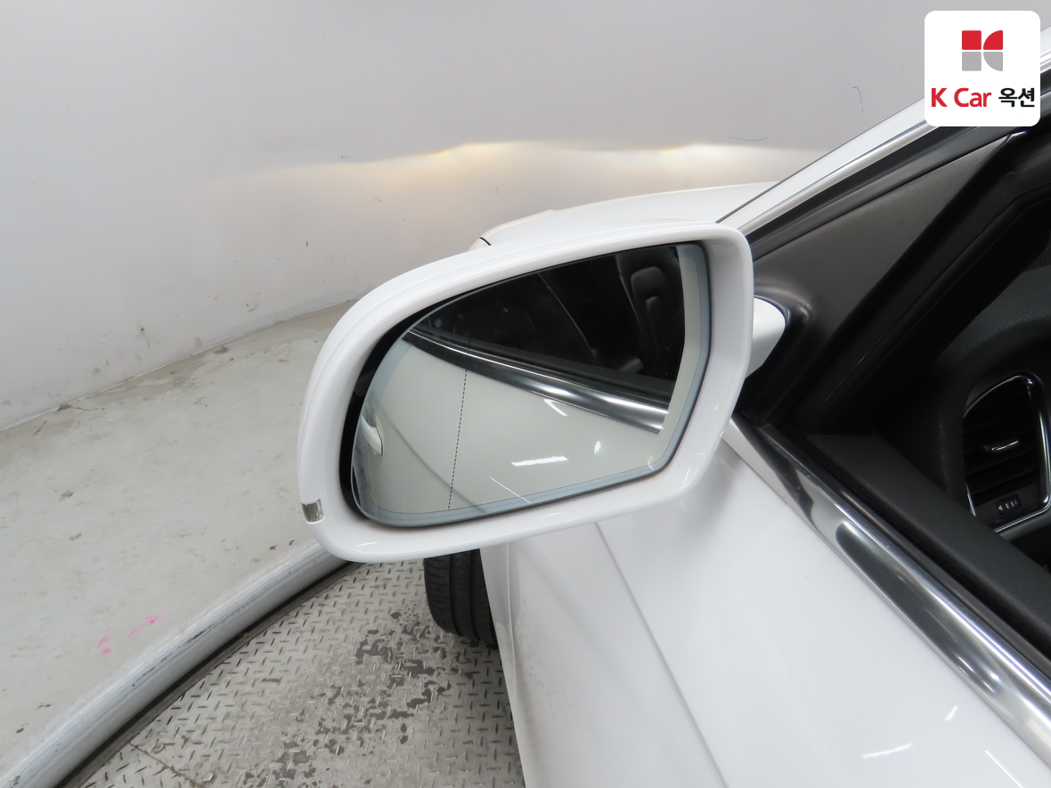 Audi A4 2012 - Image 24