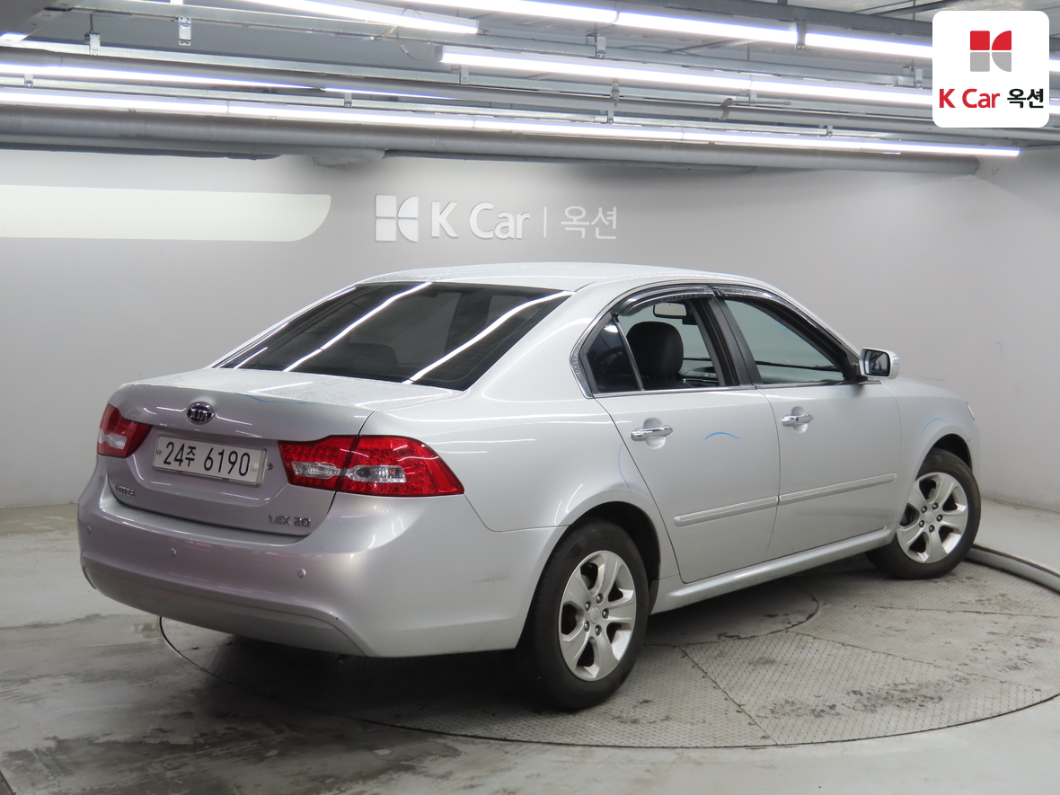 Kia Lotze 2009 - Image 2
