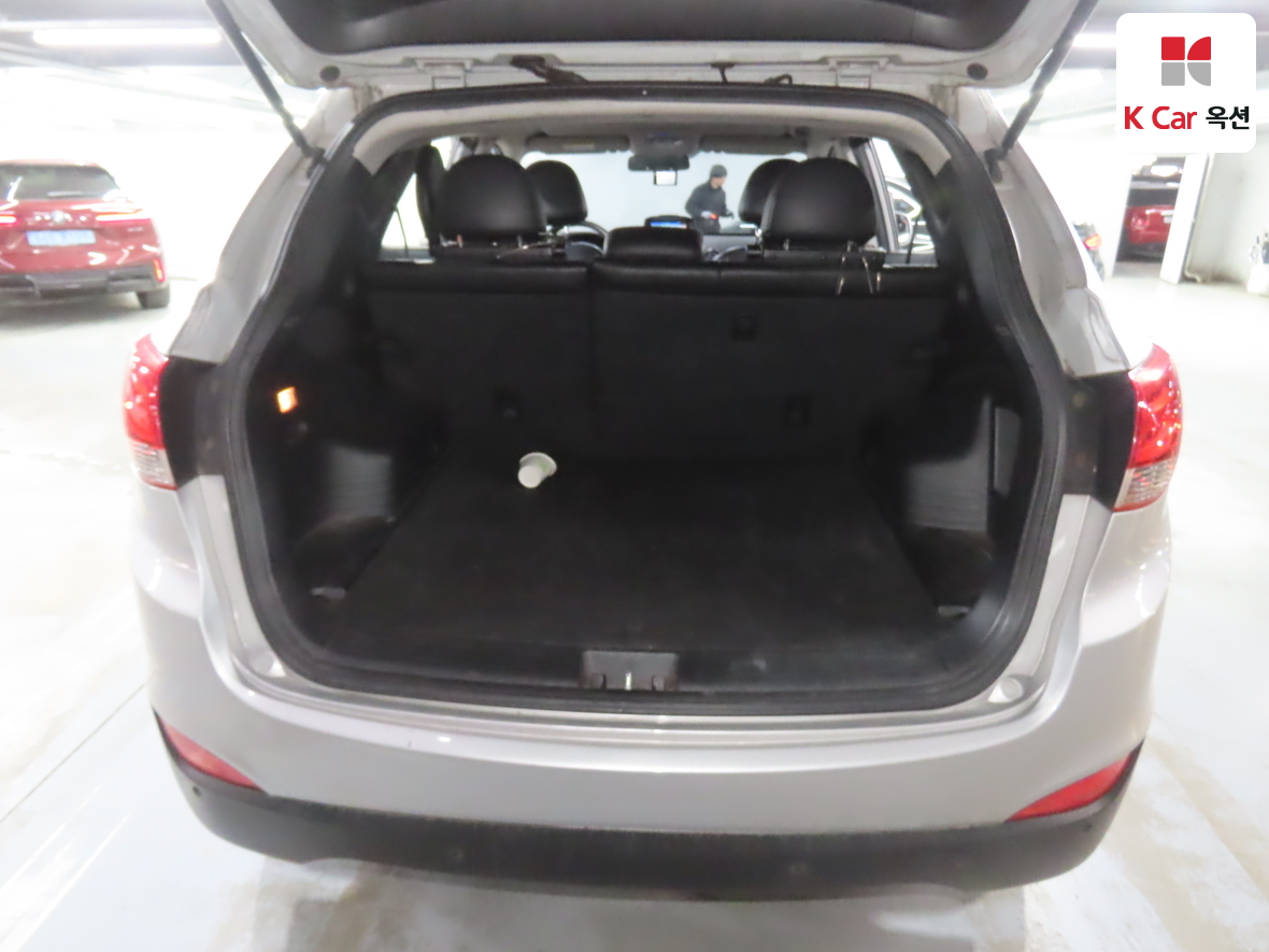 Hyundai Tucson 2011 - Image 23