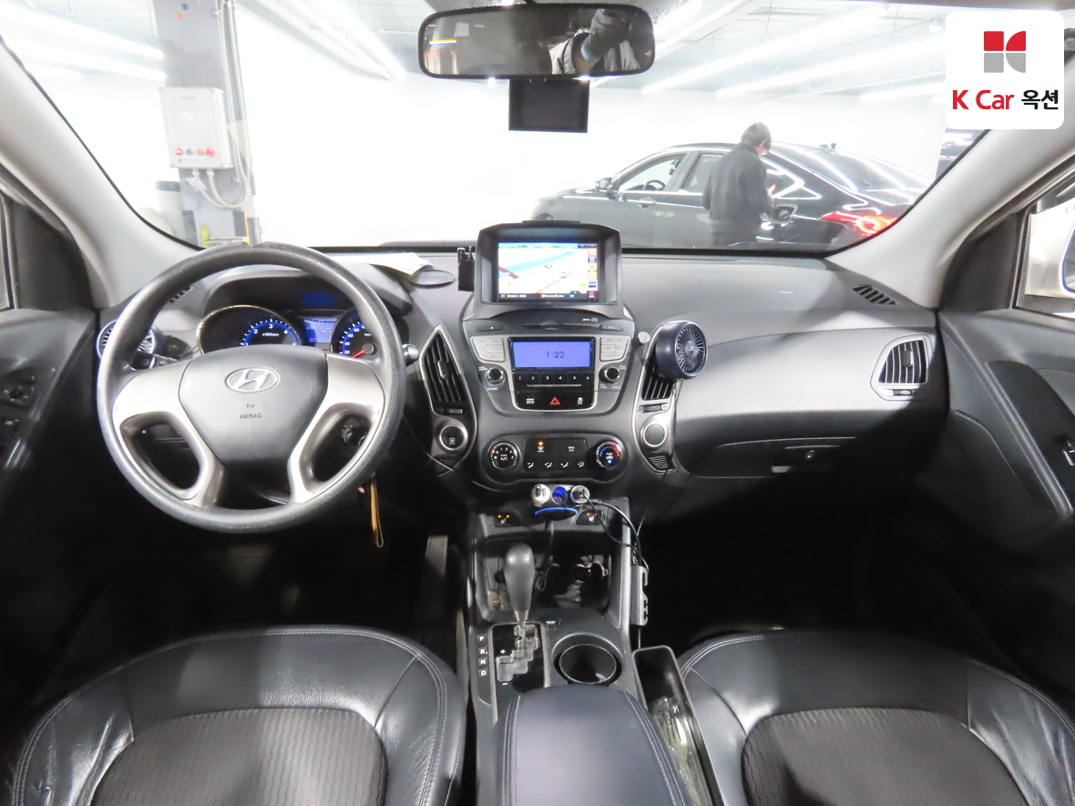 Hyundai Tucson 2011 - Image 3