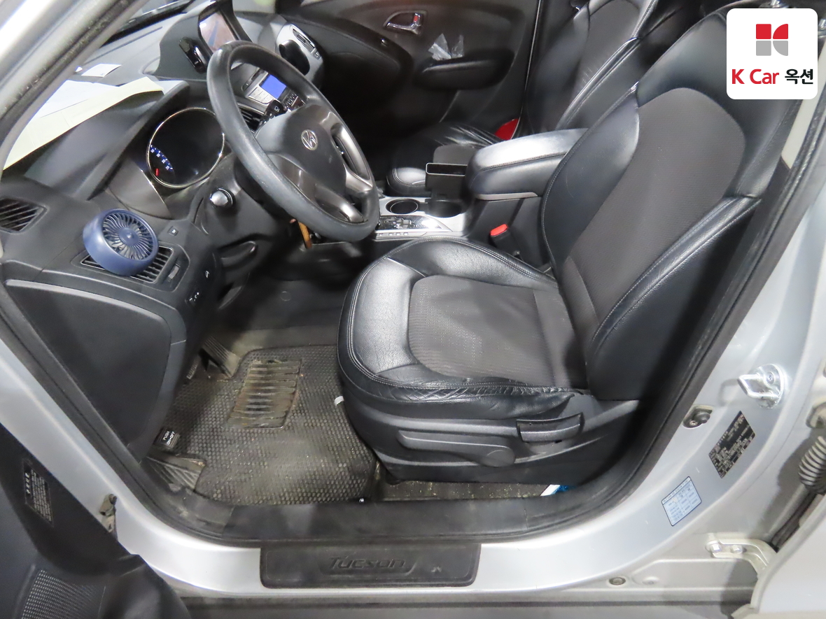 Hyundai Tucson 2011 - Image 17