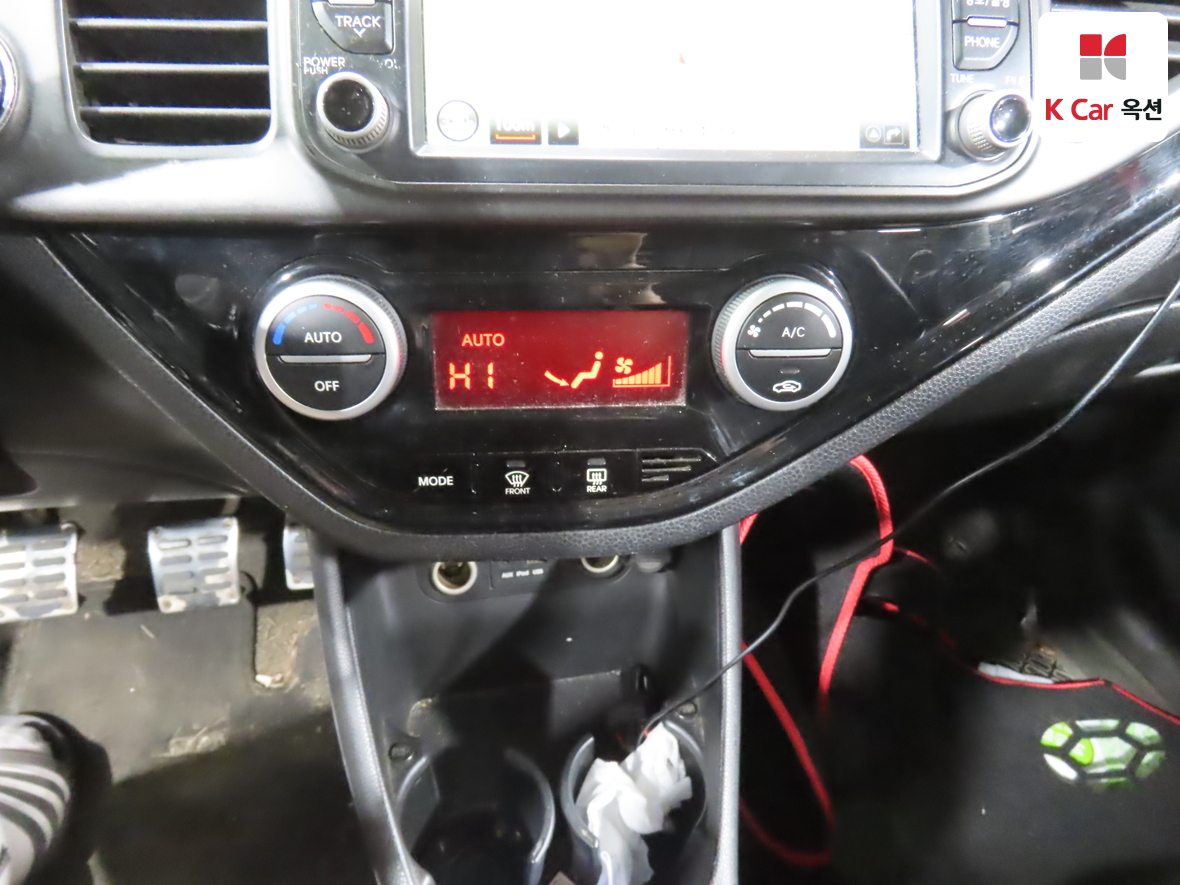 Kia Morning 2012 - Image 15