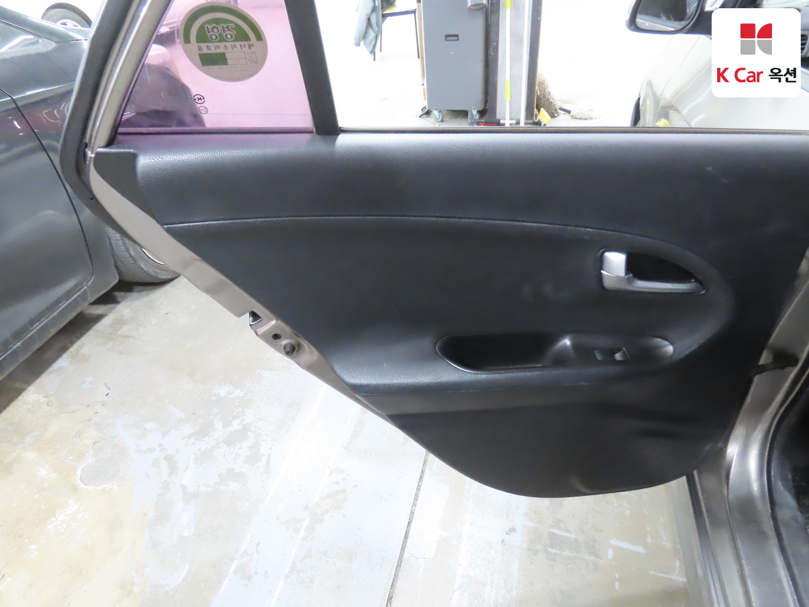 Kia Morning 2012 - Image 23