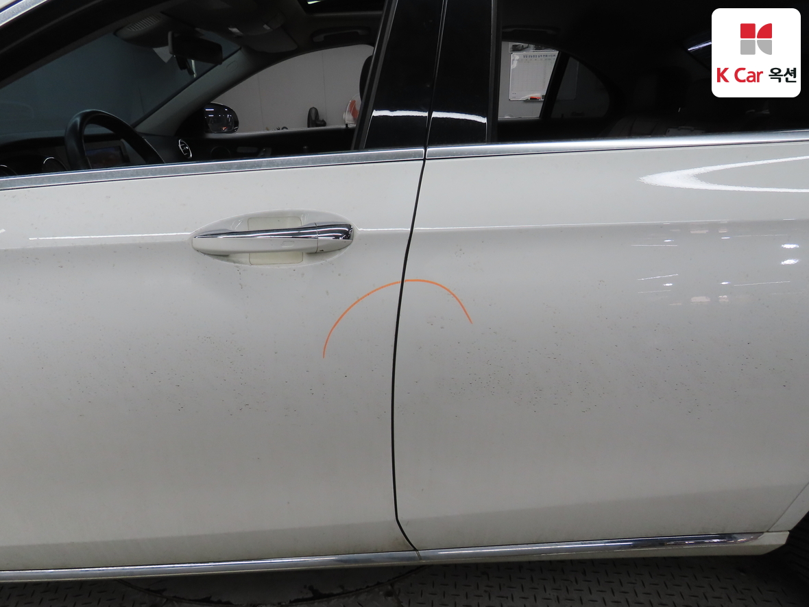 메르세데스-벤츠 E-클래스 2017 - 이미지 38